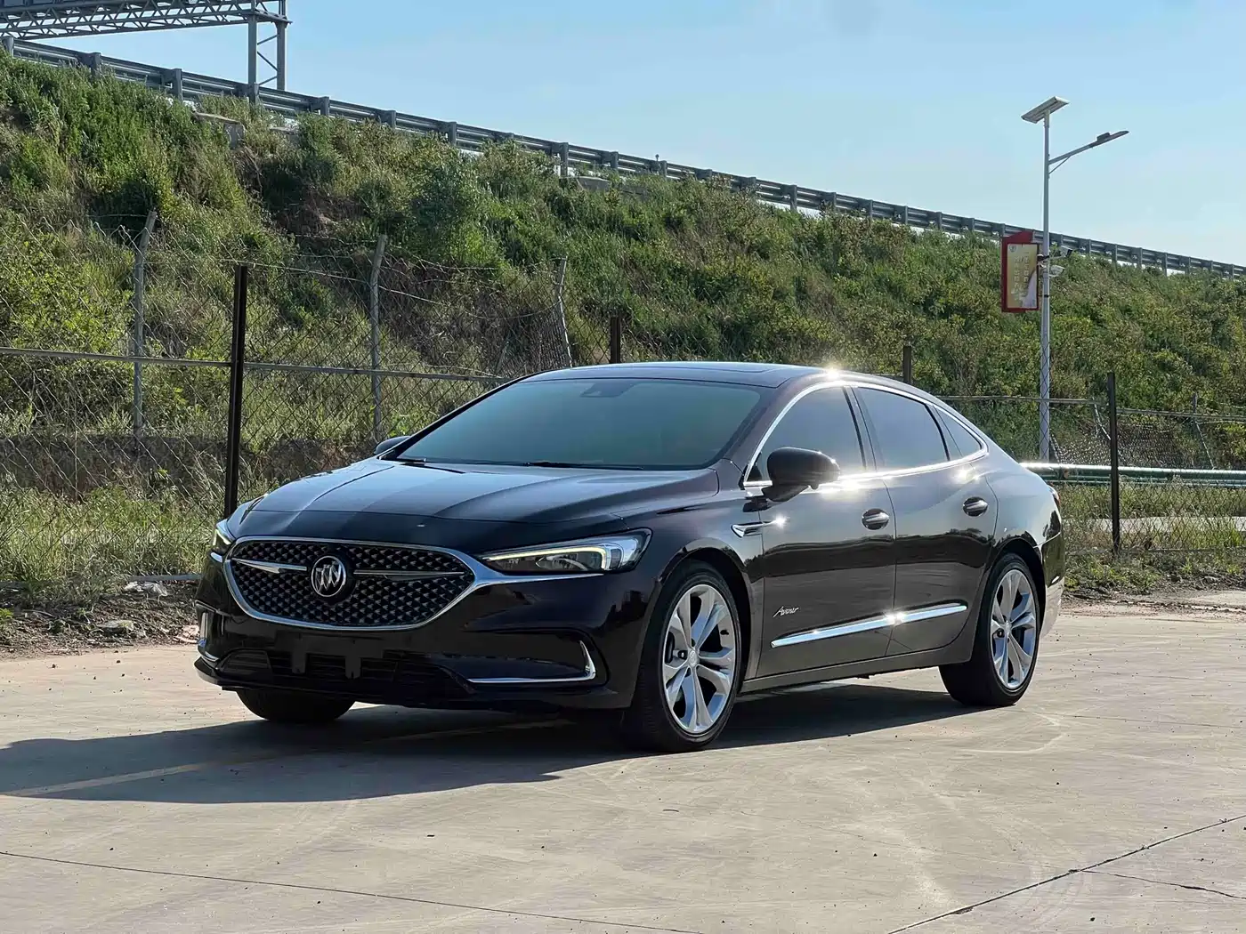 Buick LaCrosse 2021 Avenir Avia First Edition
