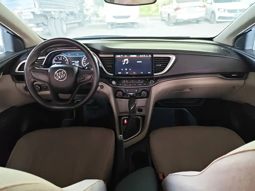 Фото 10 - Buick Excelle