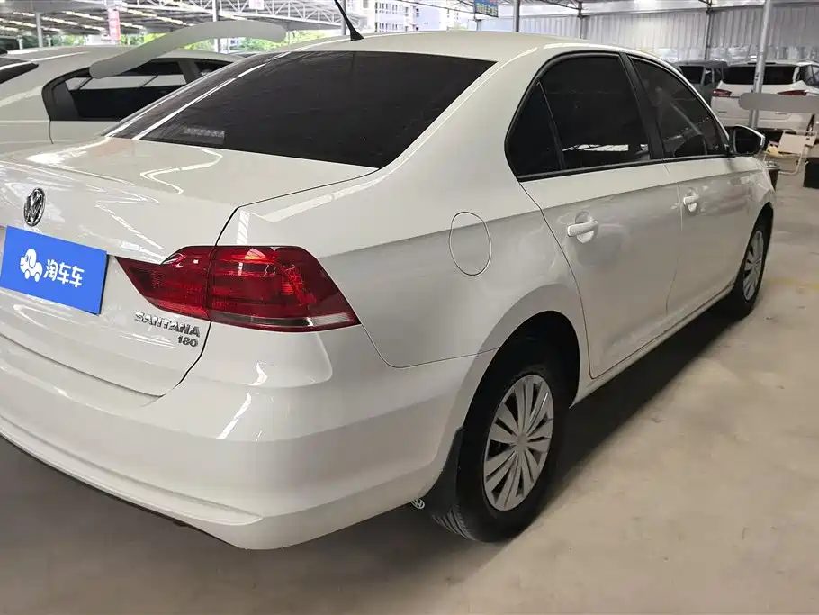 Volkswagen Santana 2016 1.6L Manual Trend Edition фото 3