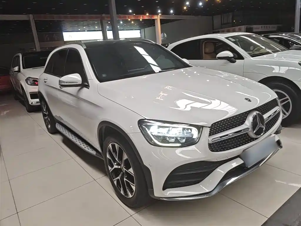 Mercedes-Benz GLC 2020 Facelift GLC 260 L 4MATIC Luxury фото 4
