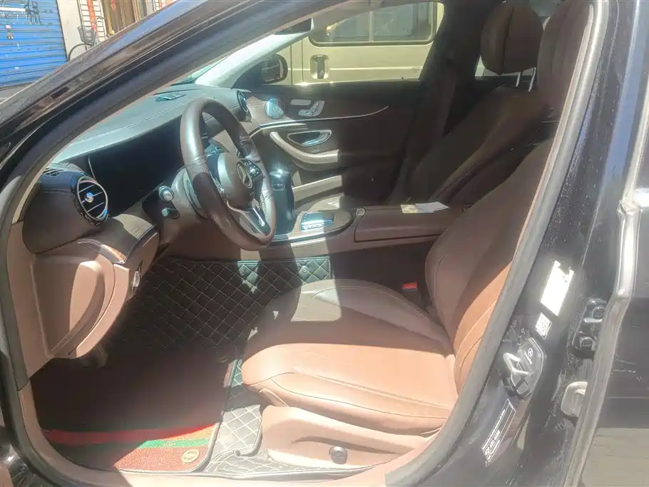 Mercedes-Benz E-Class 2019 E 300 L Luxury фото 9