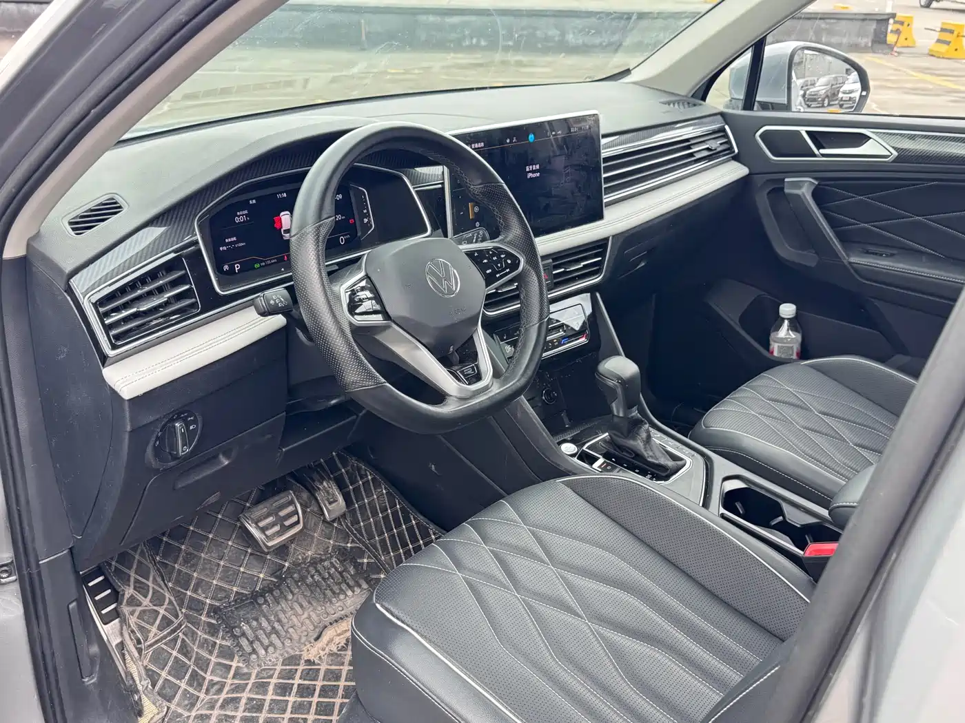 Volkswagen Tiguan L 2023 Facelift 330TSI Auto FWD R-Line Premium фото 14
