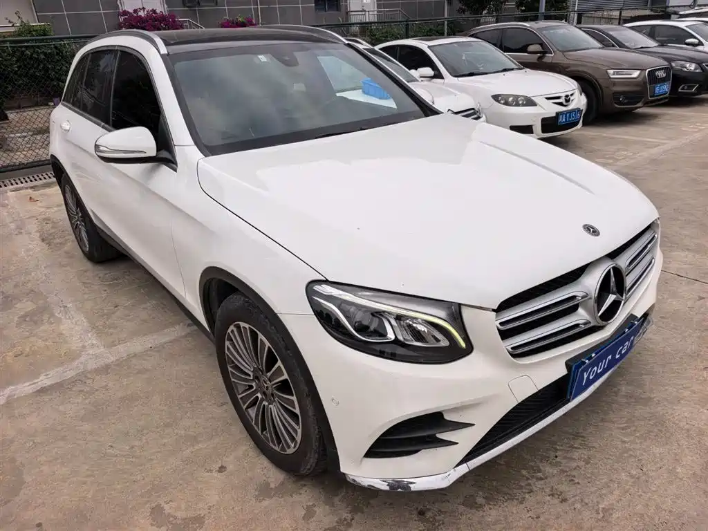 Mercedes-Benz GLC 2017 GLC 260 4MATIC Dynamic фото 3