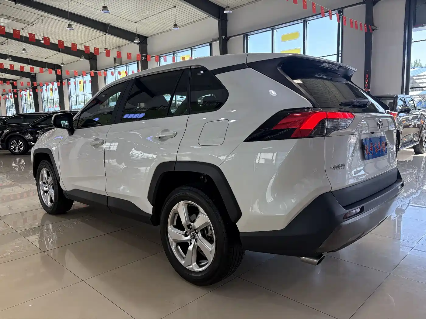 Toyota RAV4 Rongfang 2020 2.0L CVT 2WD Trend Edition фото 6