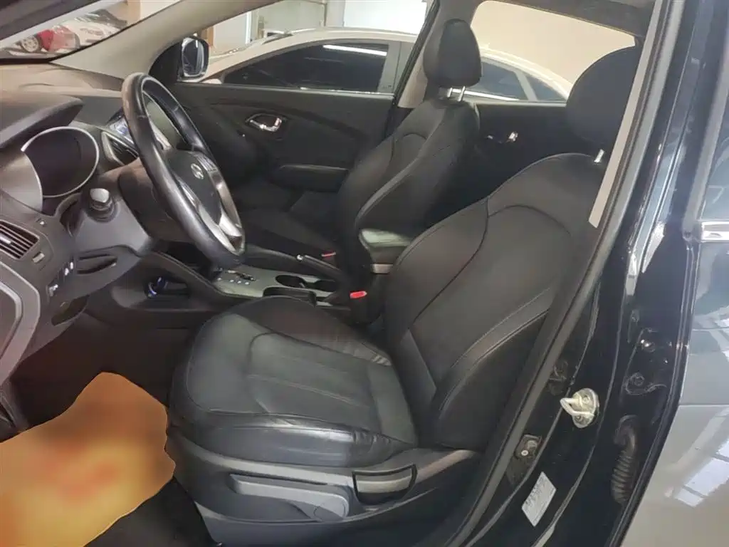 Hyundai Beijing Hyundai ix35 2013 2.0L Auto 2WD Smart GLS China IV фото 15