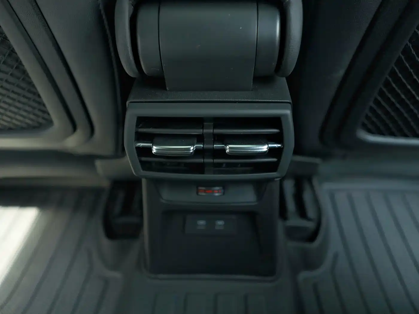 Audi A3 2023 Facelift Sportback 35 TFSI Luxury Sport фото 11