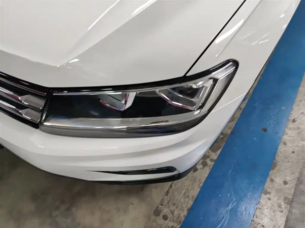 Volkswagen Tiguan L 2018 330TSI Automatic 2WD Luxury Edition фото 24