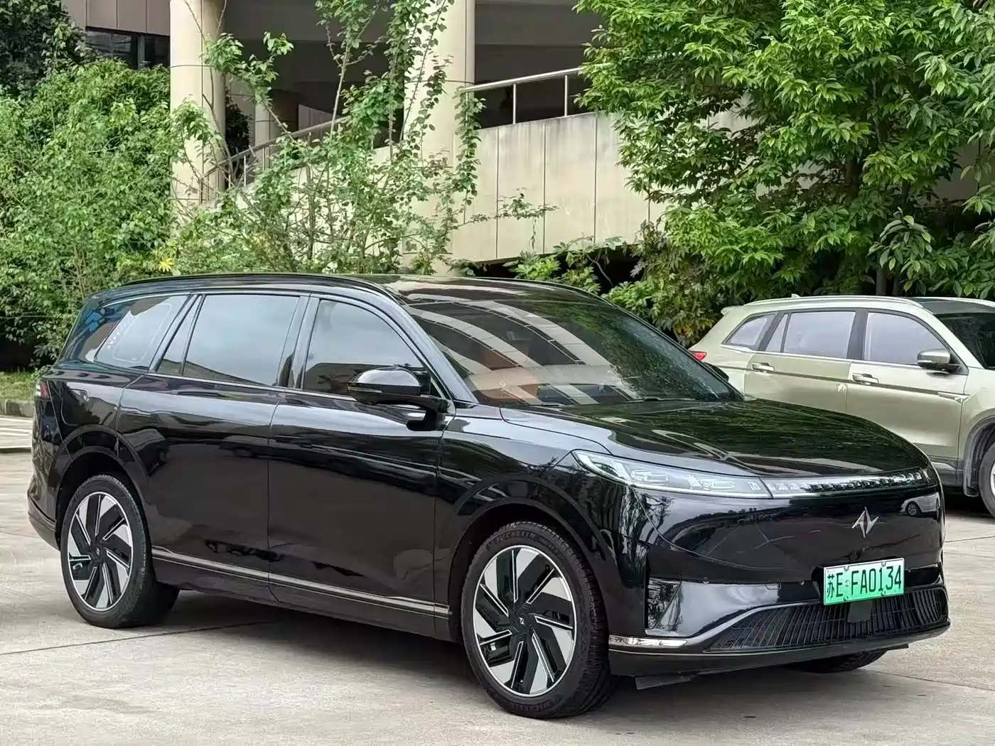 Dongfeng Yipai eπ008 2025 210Max Ruyi Edition 5-Seater фото 2