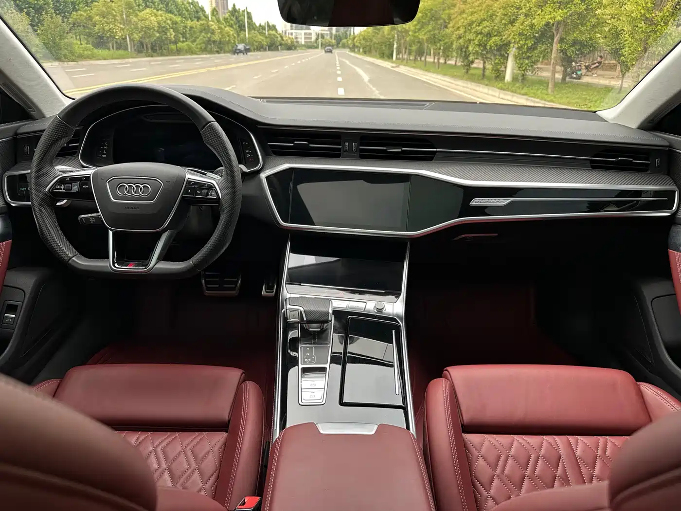 Audi S7 2023 2.9 TFSI quattro фото 10