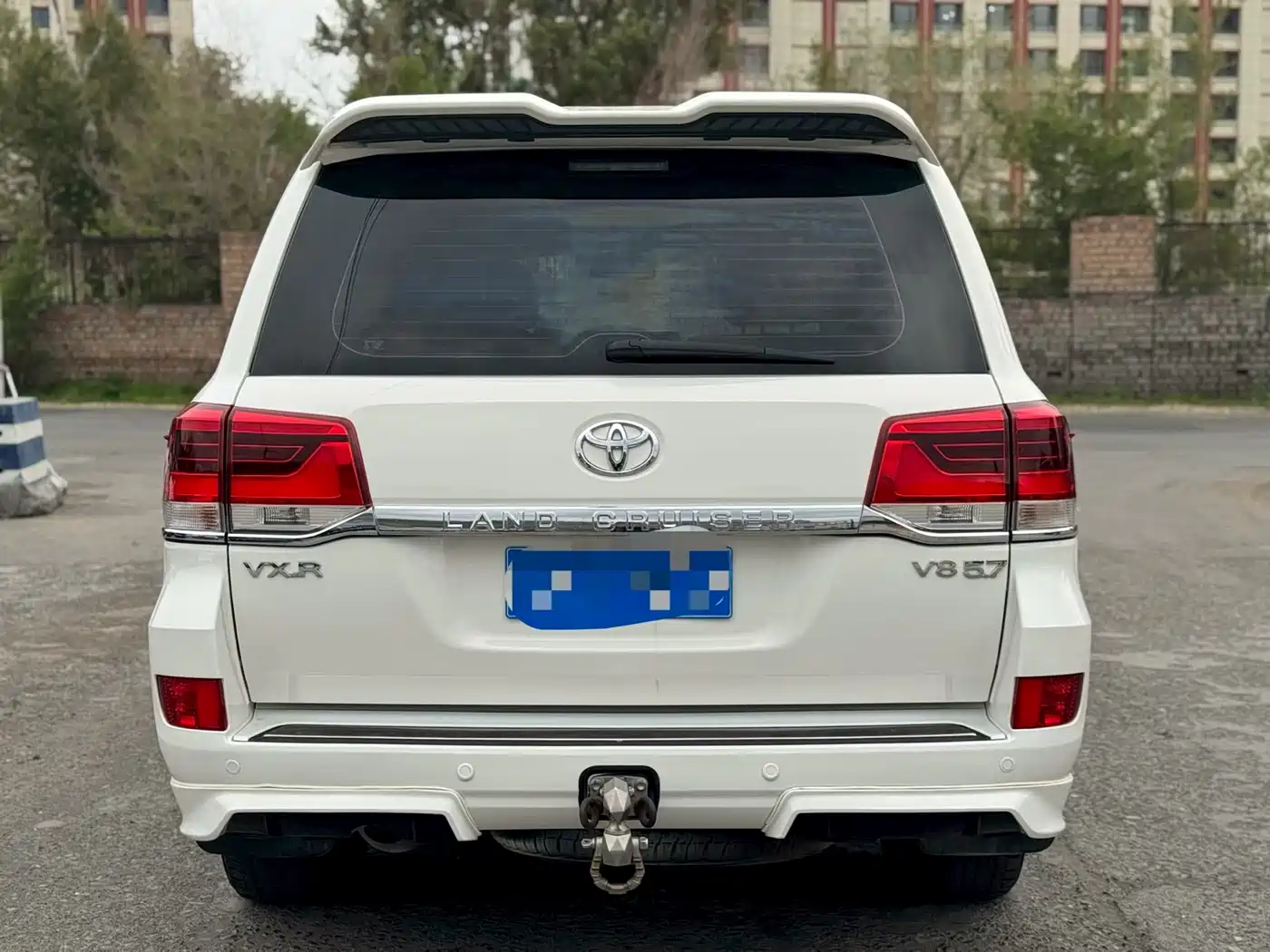 Toyota Land Cruiser 2010 Model 4.7L Automatic VX фото 8