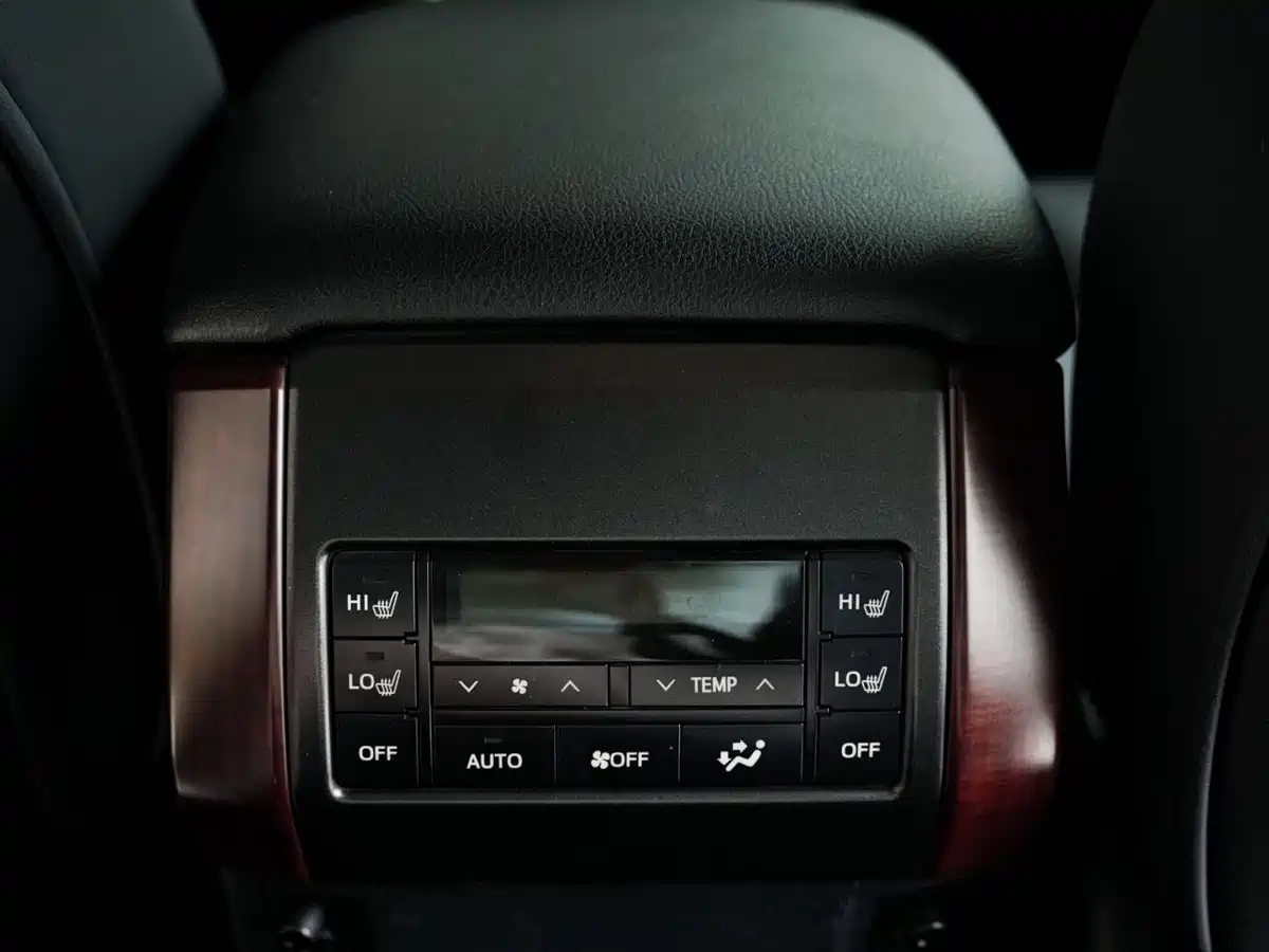 Toyota Prado 2016 3.5L Auto VX NAVI фото 17