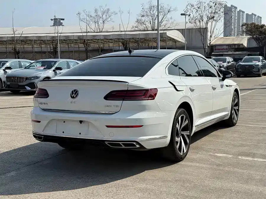 Volkswagen FAW-Volkswagen CC 2021 380TSI Eye-catching Edition фото 7