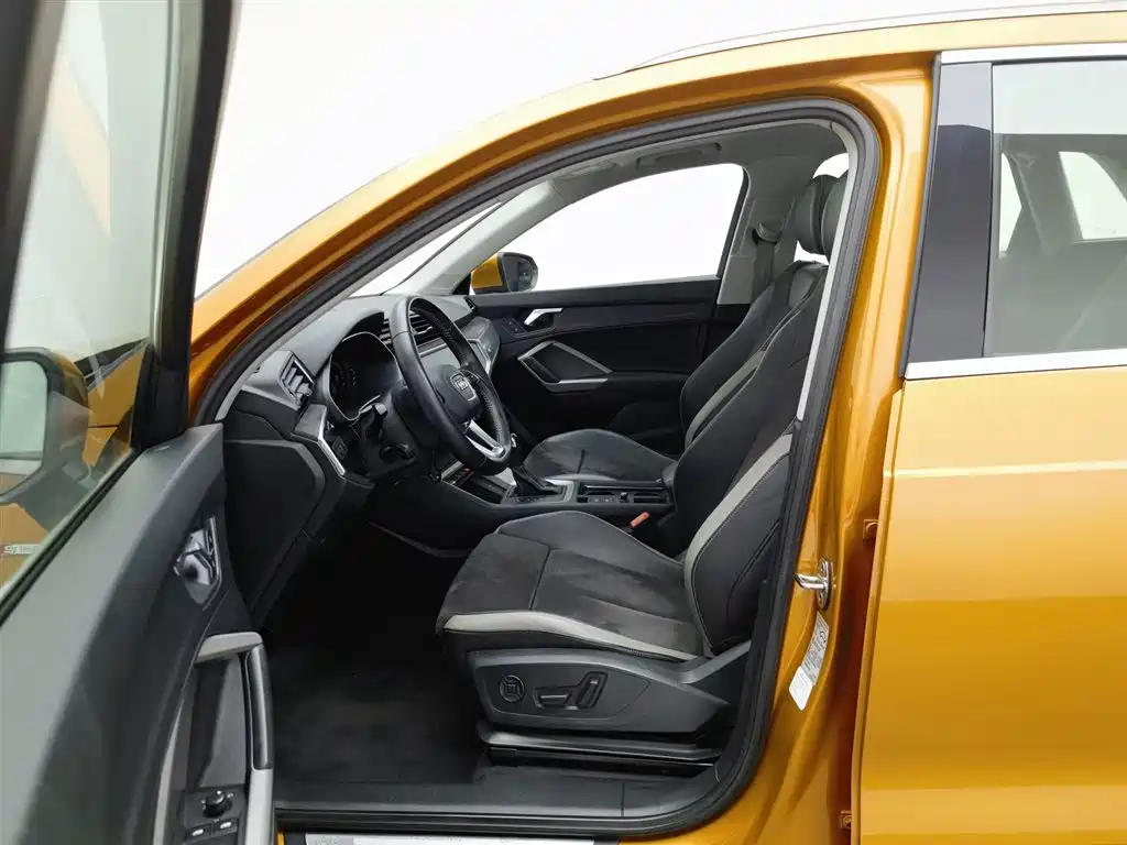 Audi Q3 2019 35 TFSI Progressive Sport фото 10