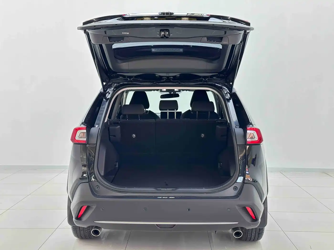 Toyota Wildlander 2023 2.0L CVT FWD LE фото 8