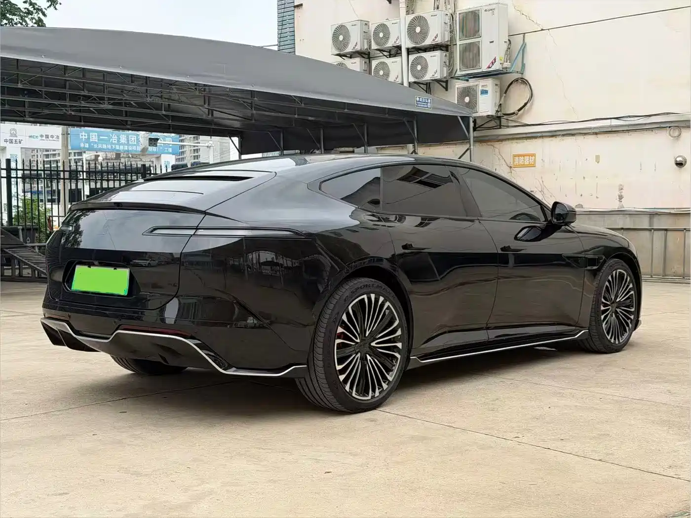Avatr 12 2024 Facelift 700 Triple Laser RWD Luxury Edition фото 9