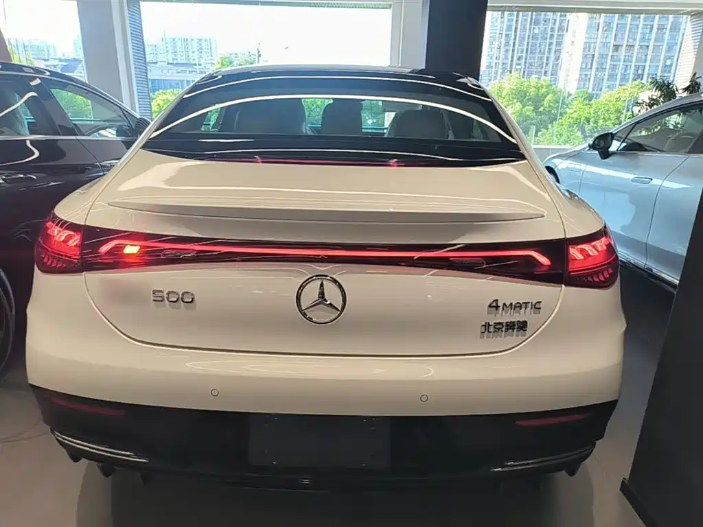 Mercedes-Benz EQE 2025 500 4MATIC Pioneer фото 6