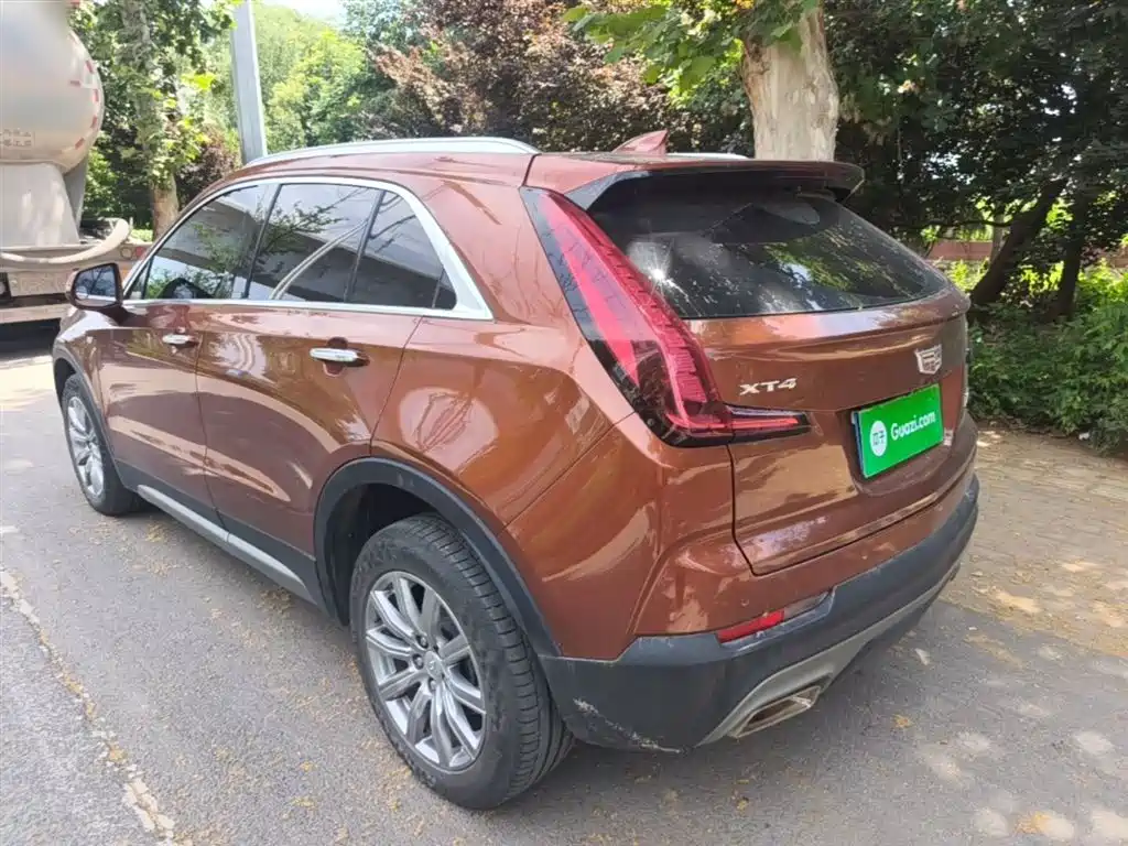 Cadillac XT4 2021 28T FWD Luxury Edition фото 5