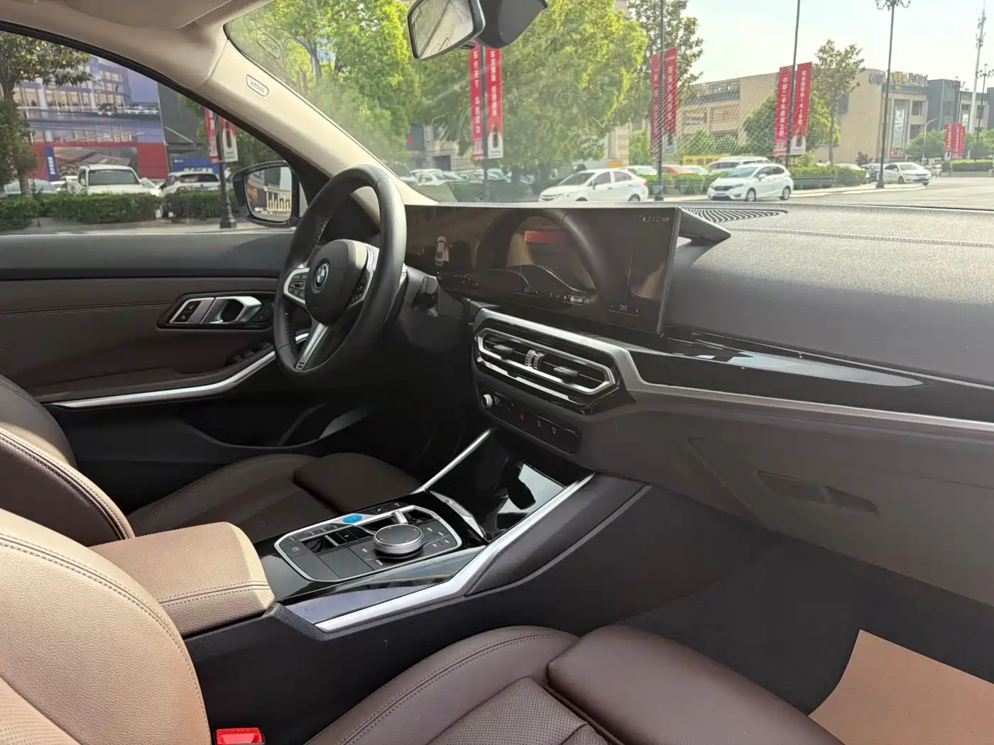 BMW i3 2024 eDrive 35 L фото 14