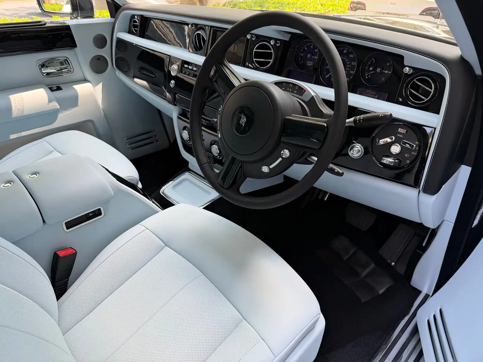 Фото 5 - Rolls-Royce Phantom