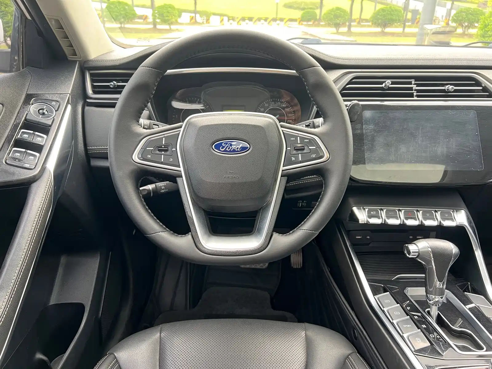 Photo 13 - Ford Territory