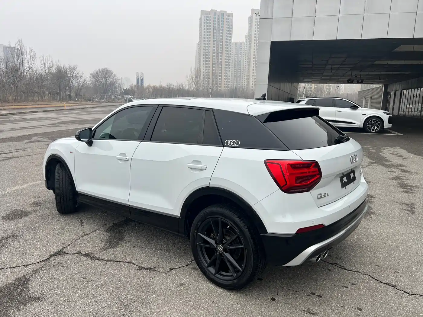 AUDI Q2L