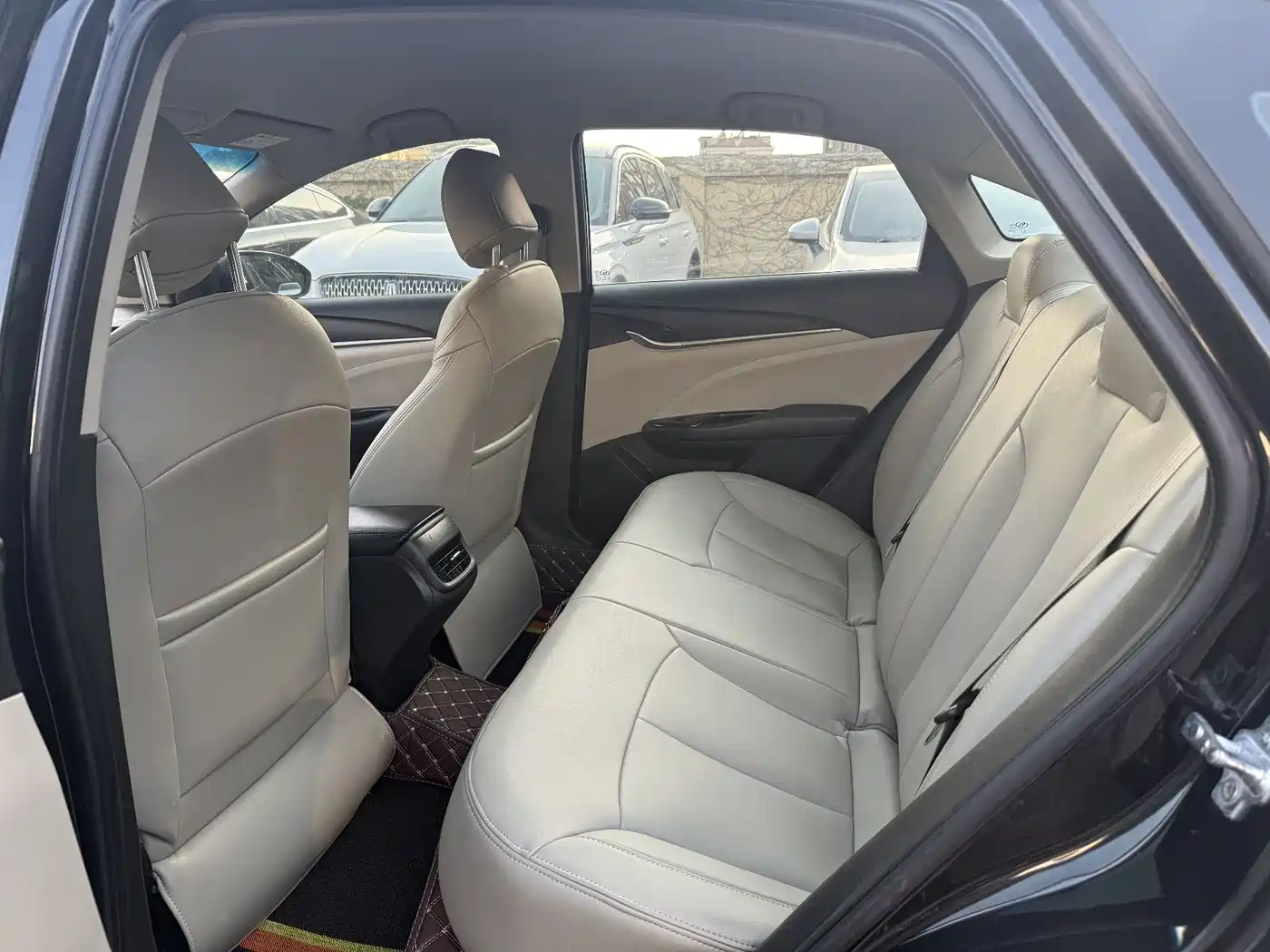 Buick Excelle 2015 15N Automatic Progressive фото 5
