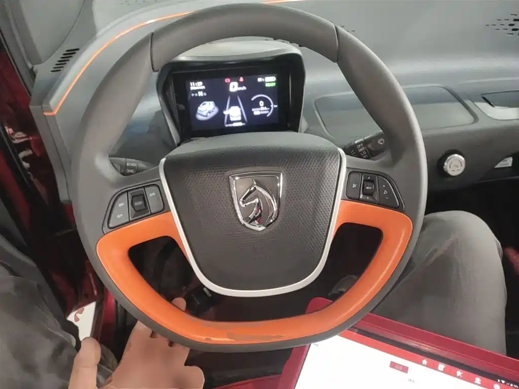 BAOJUN E100