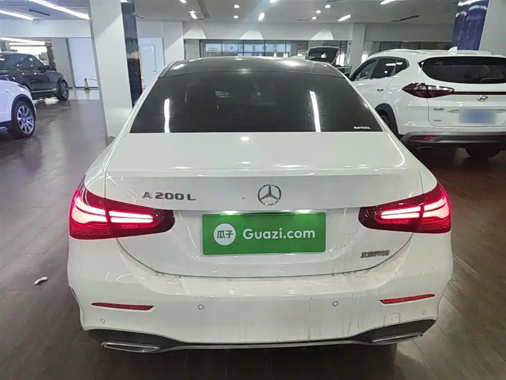 Mercedes-Benz A-Class 2023 A 200 L Fashion фото 6