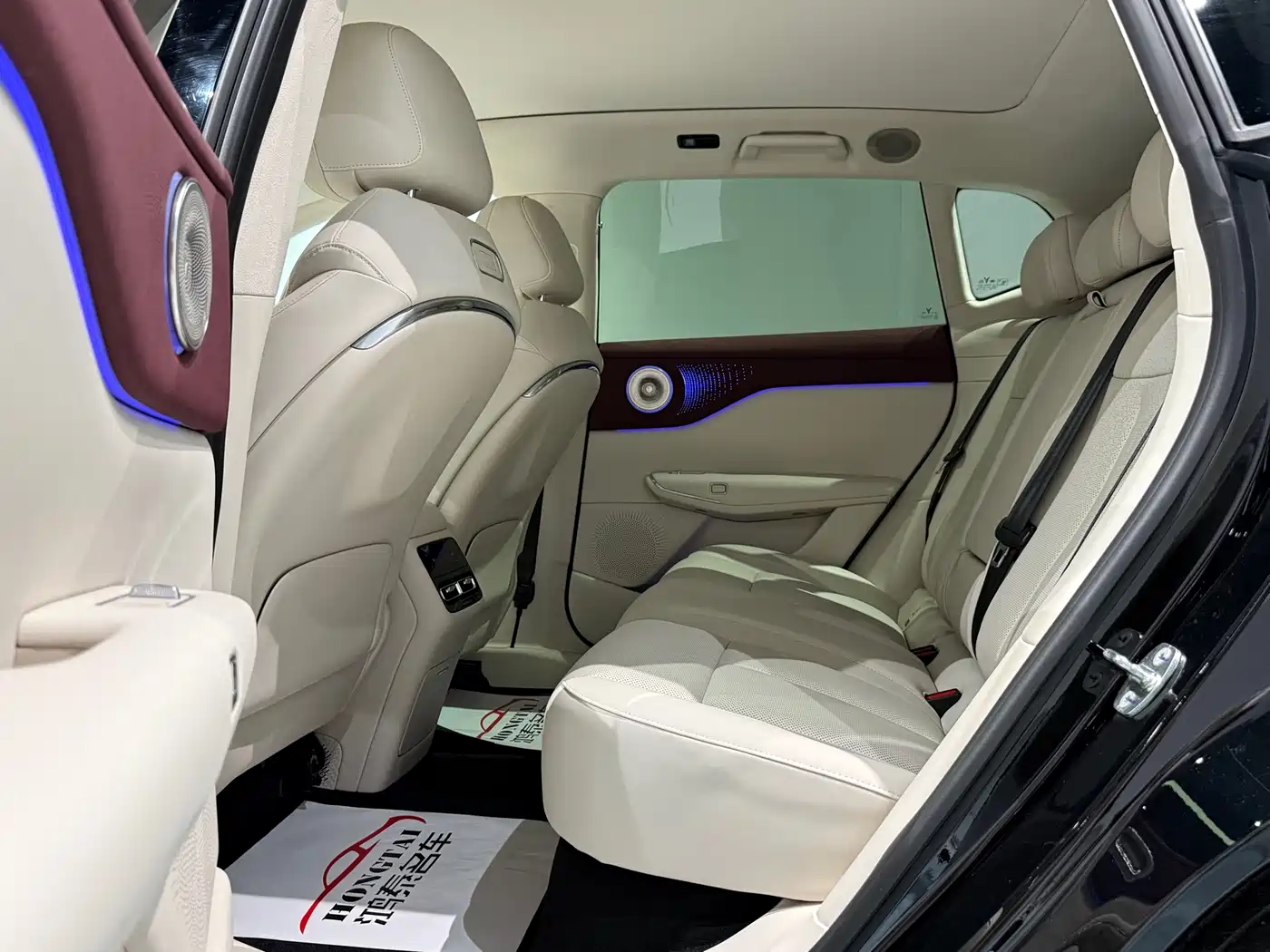 Voyah Auto Voyah Zhiyin 2025 Base фото 9