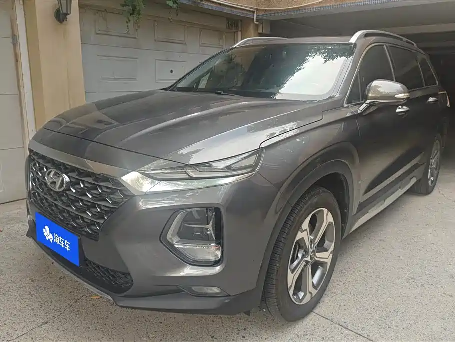 Hyundai Santa Fe 2019 Model 380 TGDi GLS Automatic 2WD Luxury Version China V
