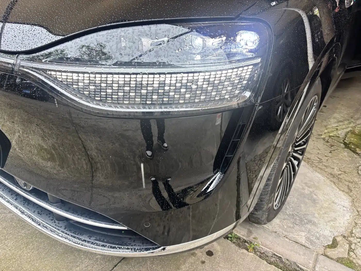 AITO Wenjie AITO M9 2024 Range Extender Ultra 52kWh 6-seater фото 2