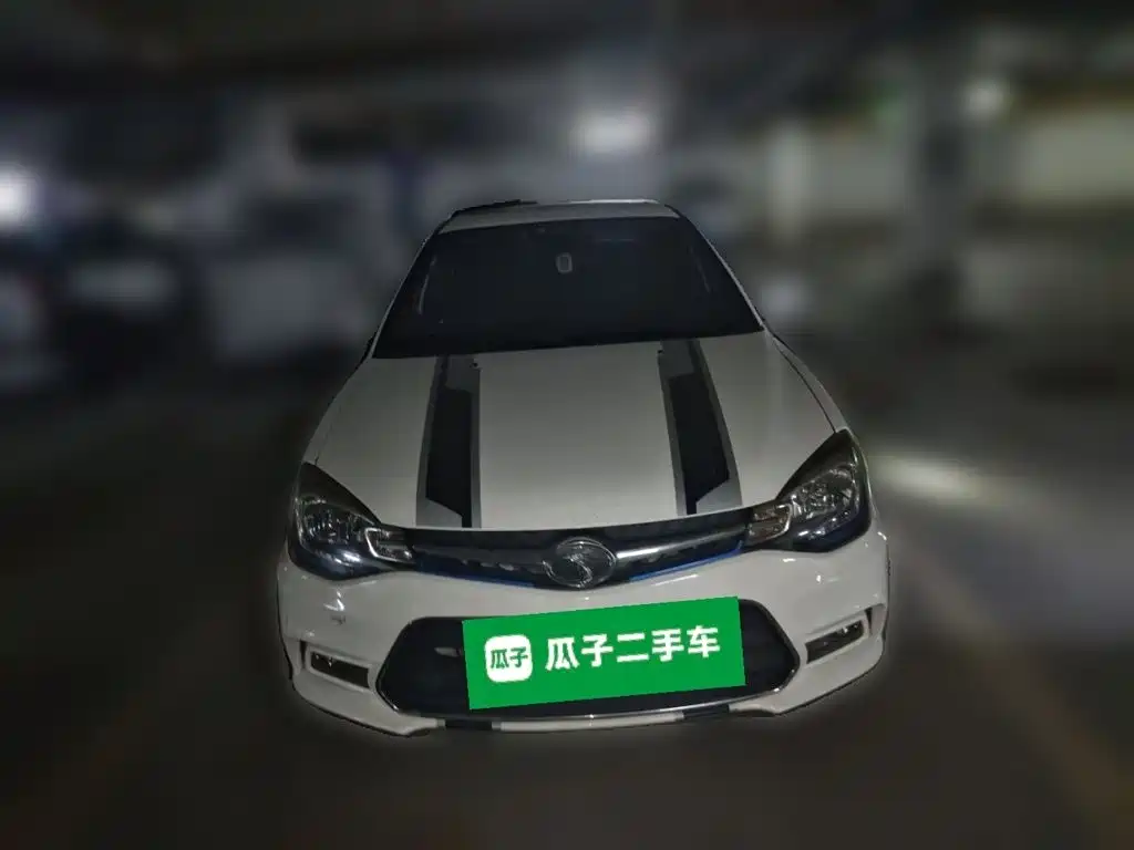Soueast V3 Lingyue 2015 2015 1.5L Manual Elegance Edition