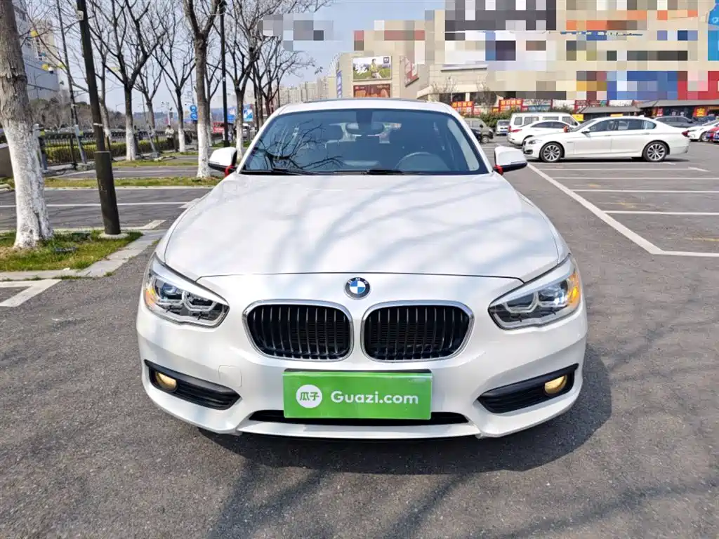 BMW 1 Series (Import) 2015 120i Leading фото 3