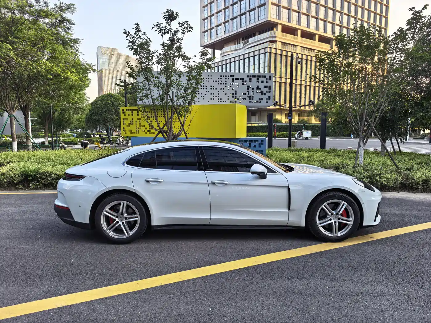 Porsche Panamera 2024 Panamera 2.9T фото 16