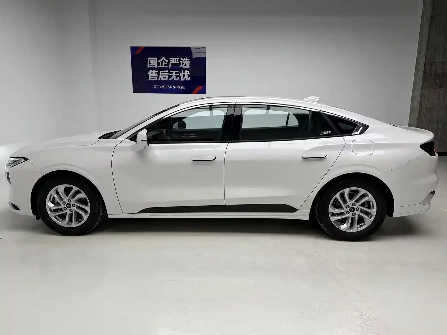 Photo 9 - Ford Mondeo