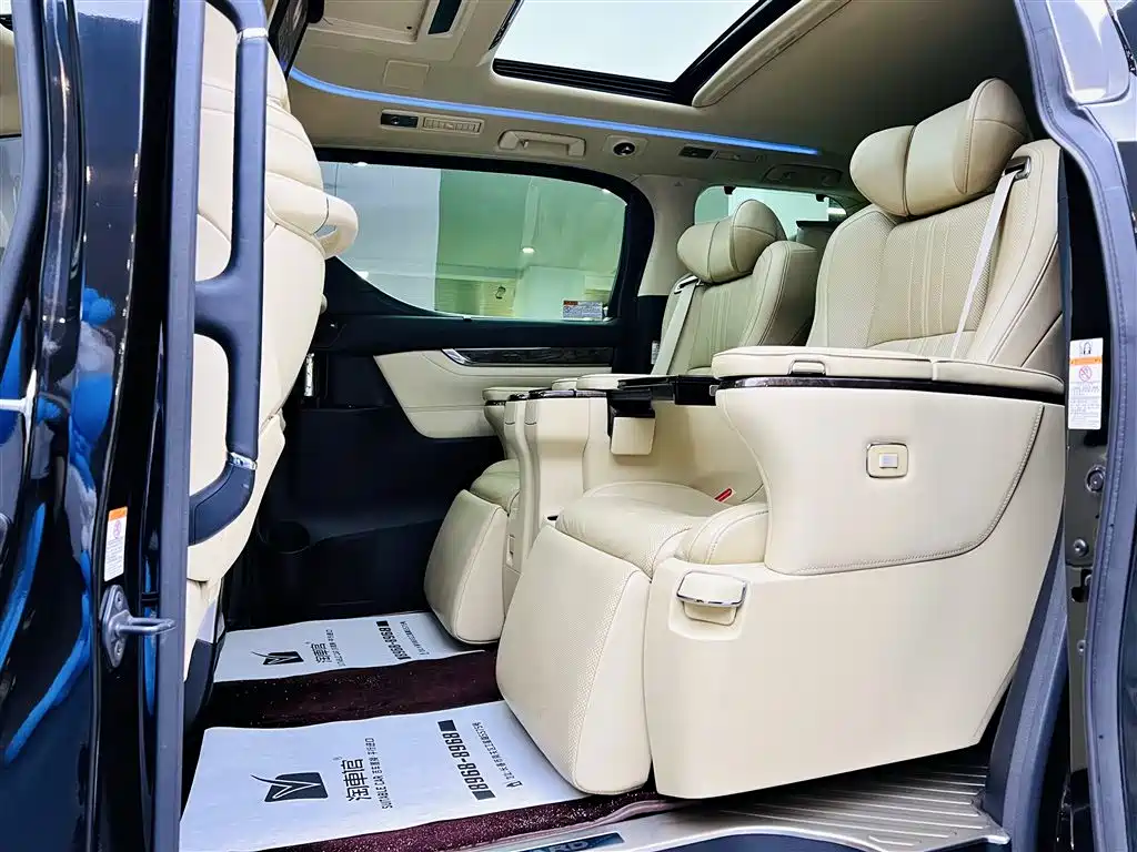 Toyota Alphard 2019 Hybrid 2.5L Premium Edition фото 15