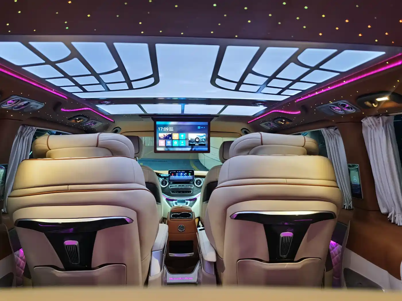 Mercedes-Benz Vito 2021 2.0T Business Edition 7-seater фото 11