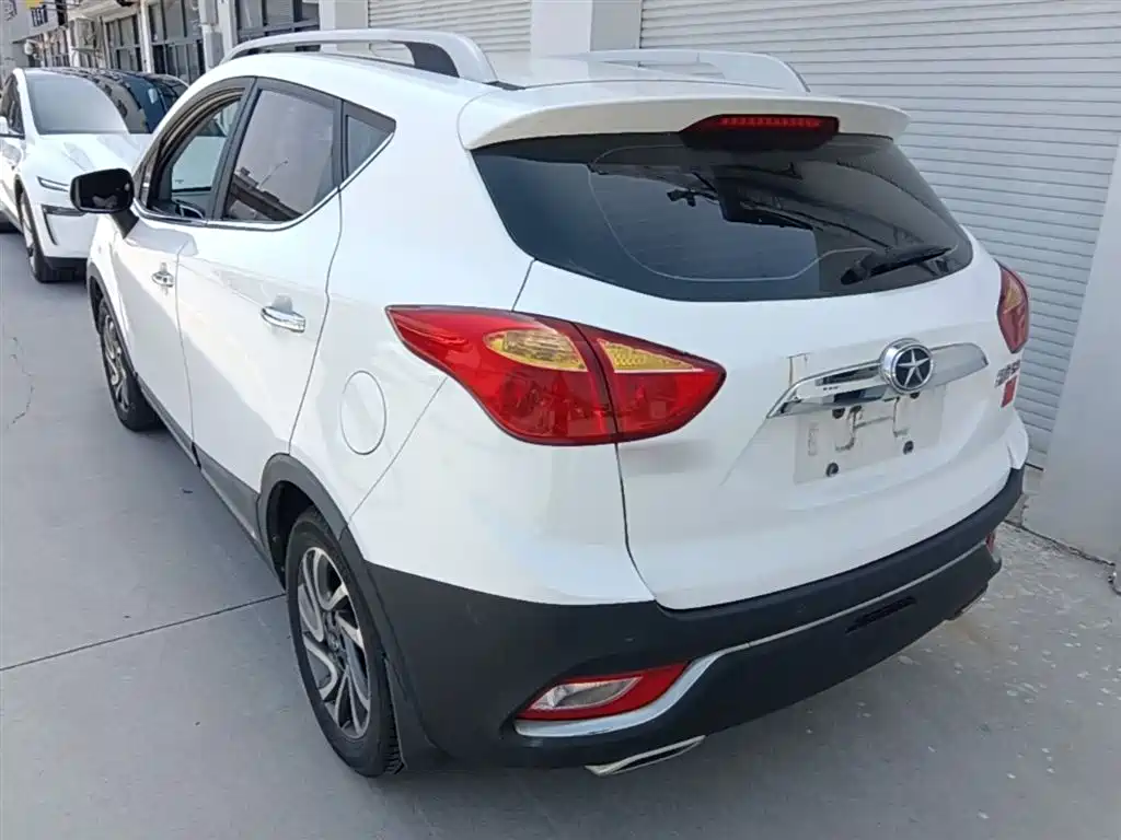 JAC Motors Refine S3 2016 2016 1.5L CVT Luxury Smart
