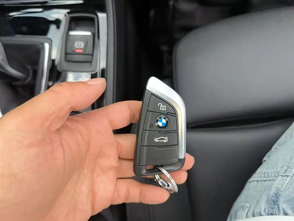 BMW 2 Series Gran Tourer 2019 220i Leading фото 9