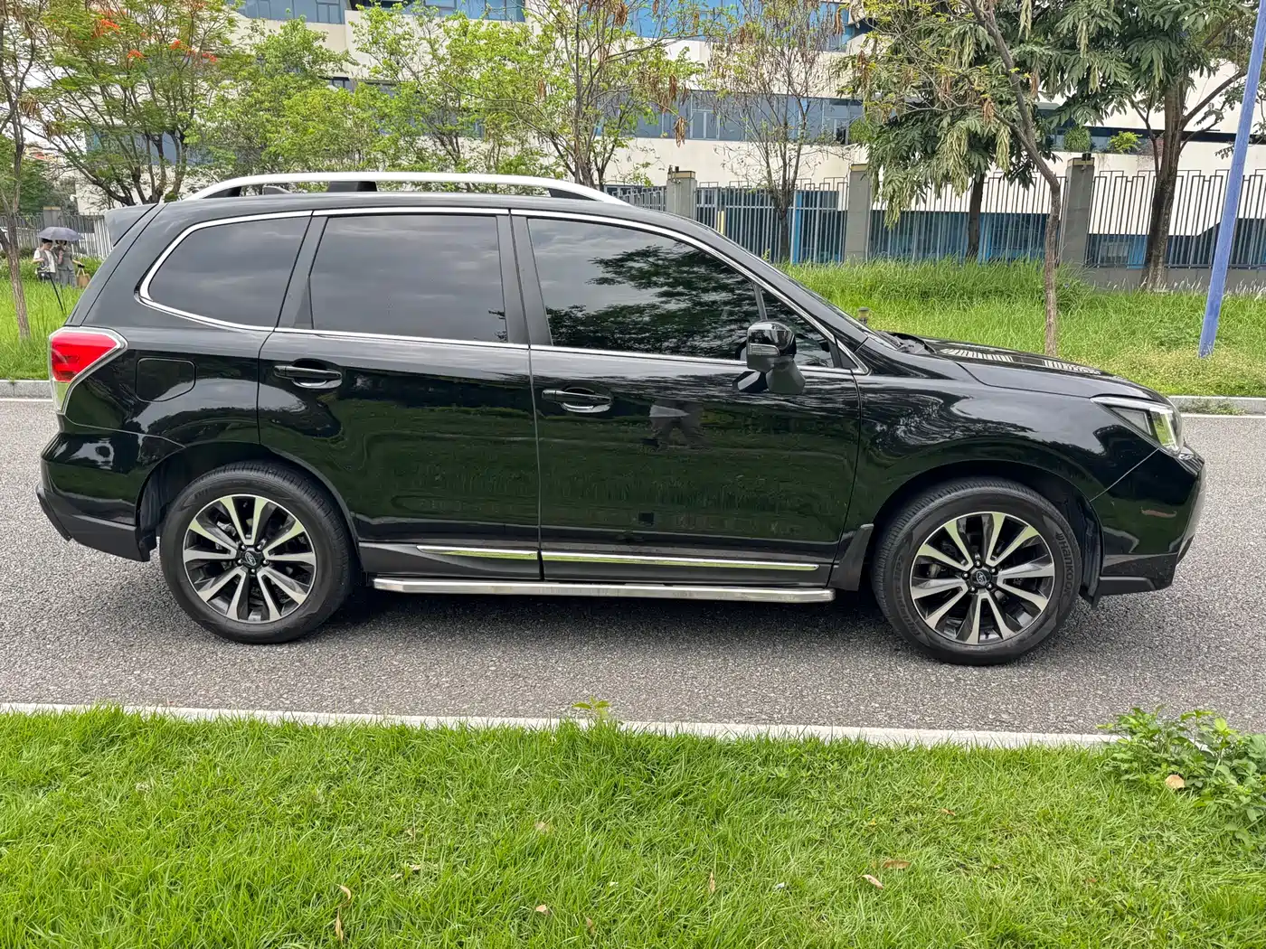 Subaru Forester 2018 2.0i Fashion Navigation Edition фото 7