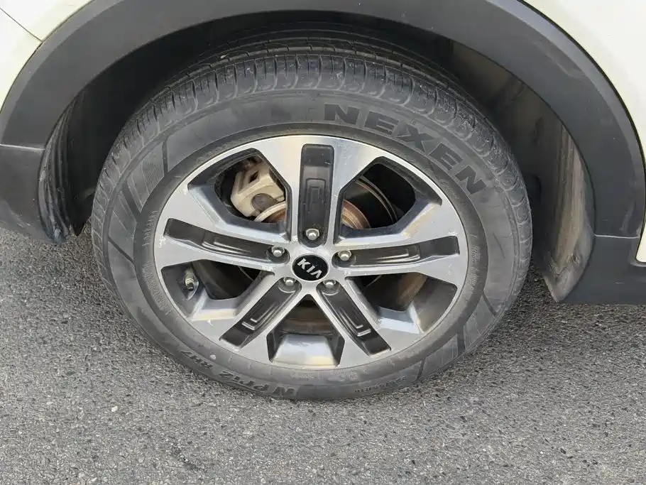 Фото 6 - Kia Sportage