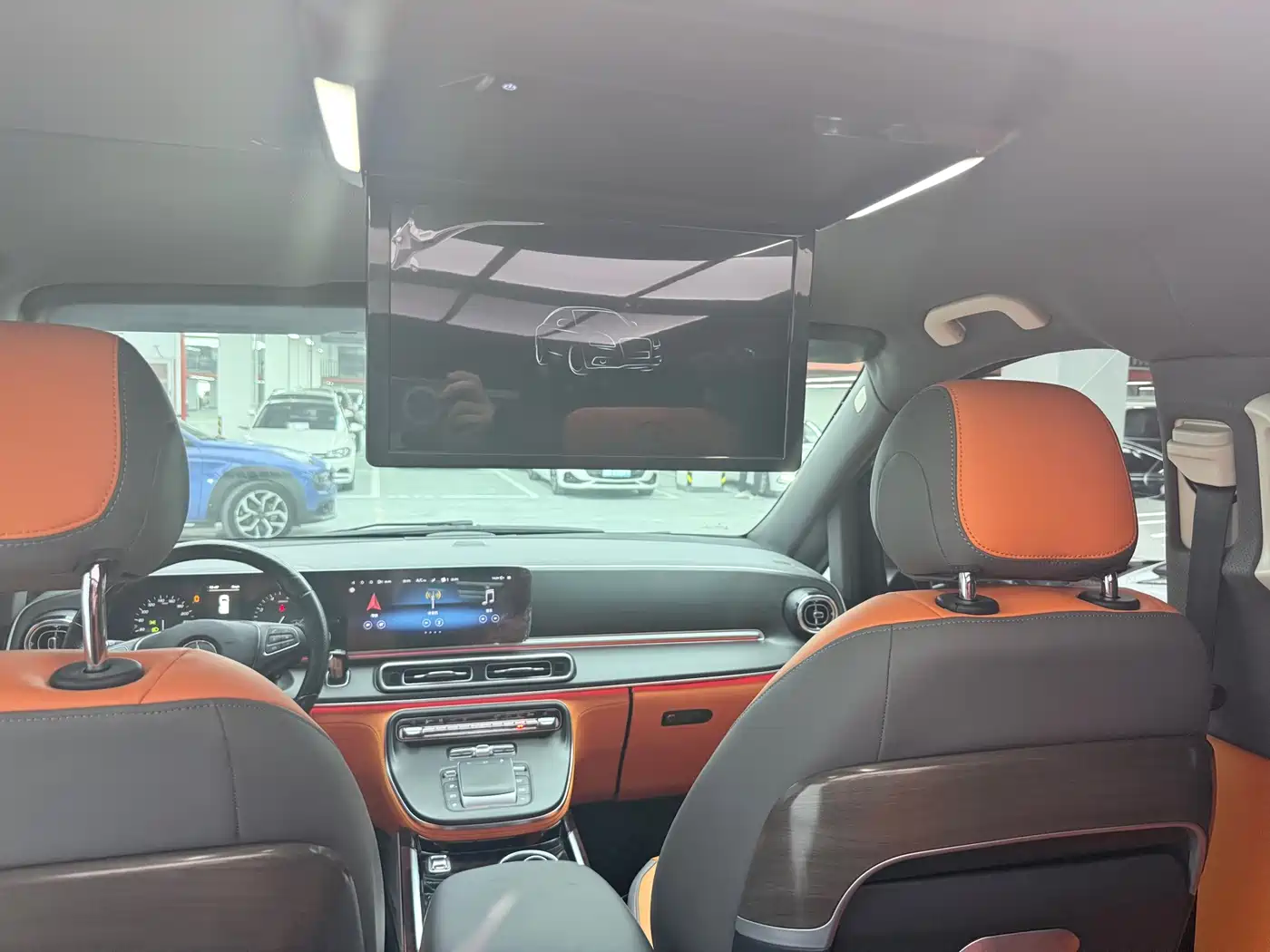 Mercedes-Benz Vito 2021 2.0T Business Edition 7-seater фото 12