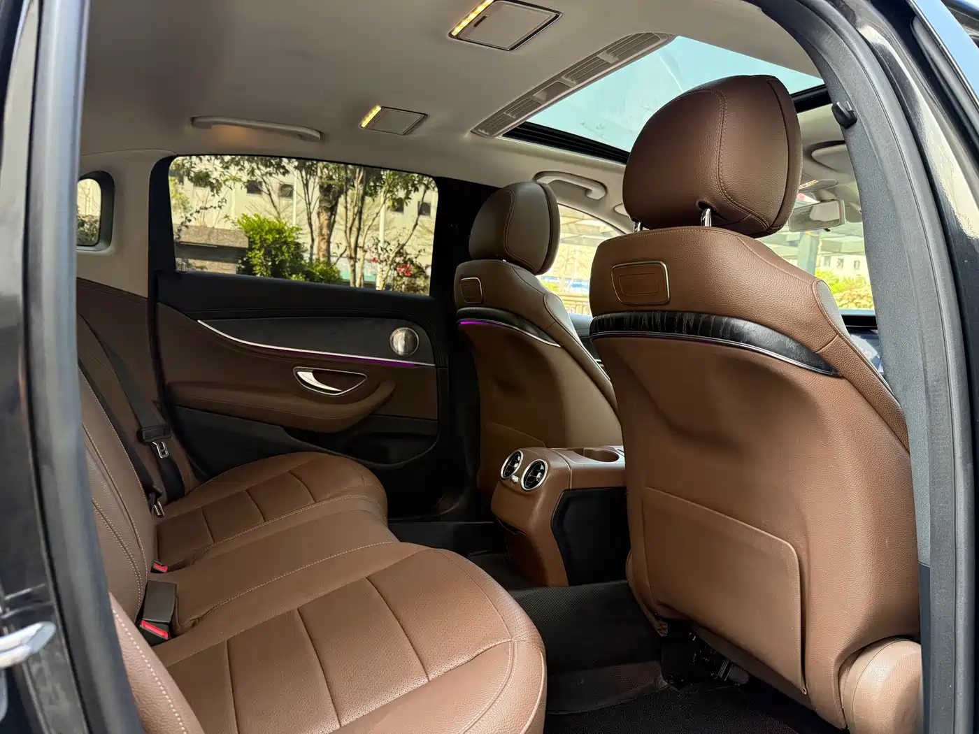Mercedes-Benz E-Class 2019 E 200 L Sport фото 10