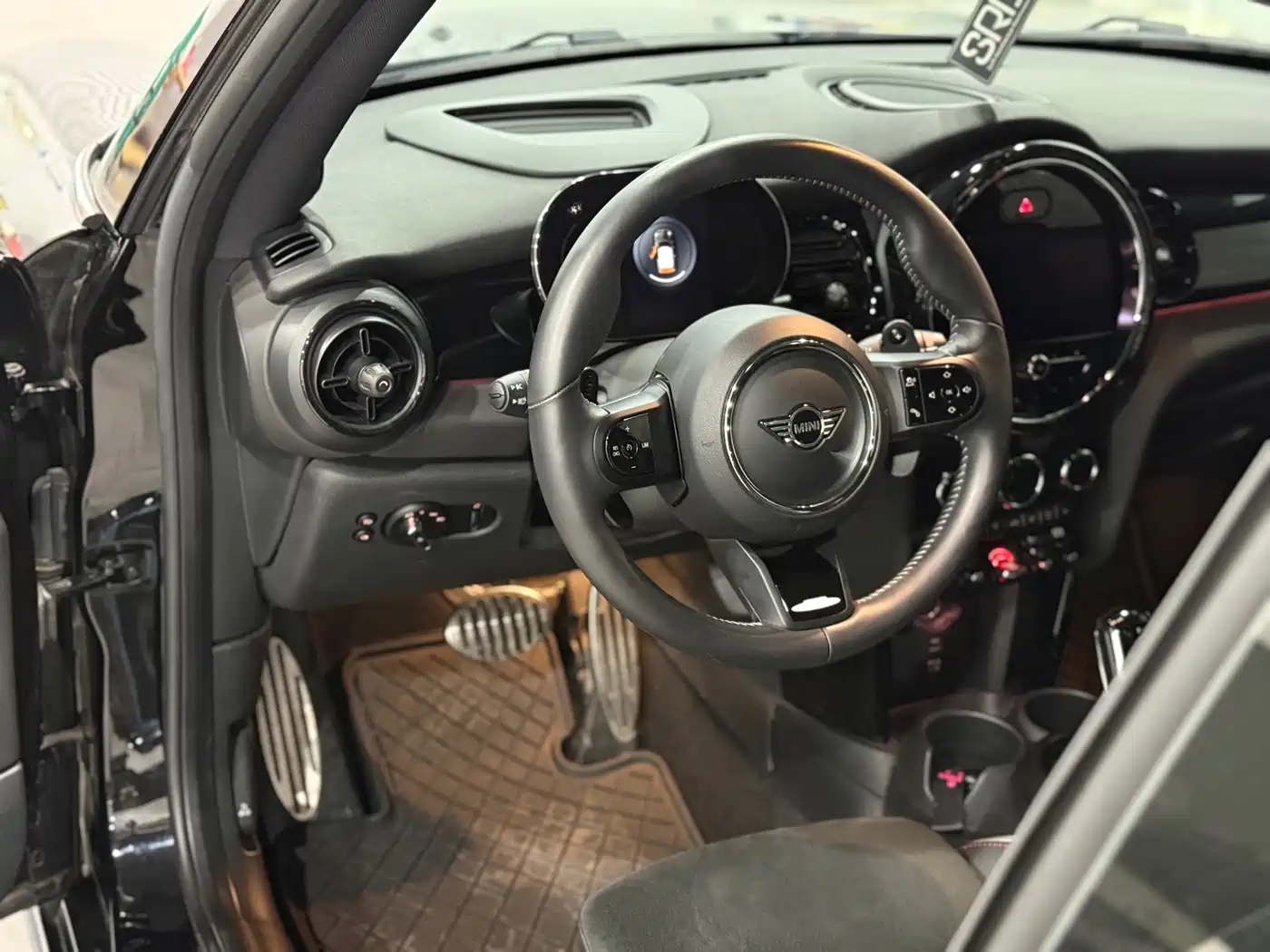 MINI JCW 2022 Facelift 2.0T JOHN COOPER WORKS ALL-IN фото 10