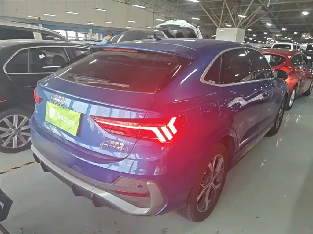 Audi Q3 Sportback 2020 40 TFSI Fashion фото 7