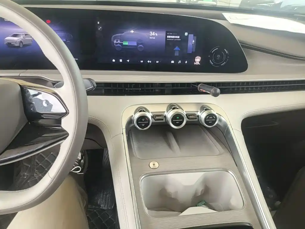 Exeed Yaoguang C-DM 2025 2026 Global Edition 120 Long Range 2WD