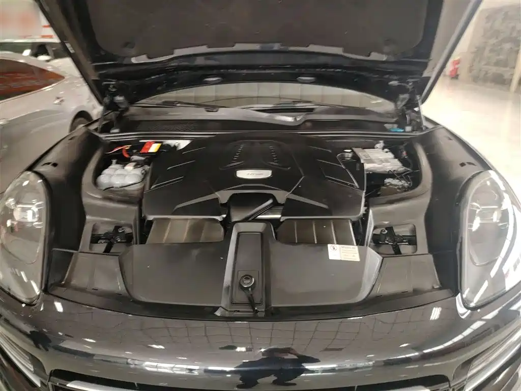 Porsche Cayenne 2018 Cayenne 3.0T фото 16