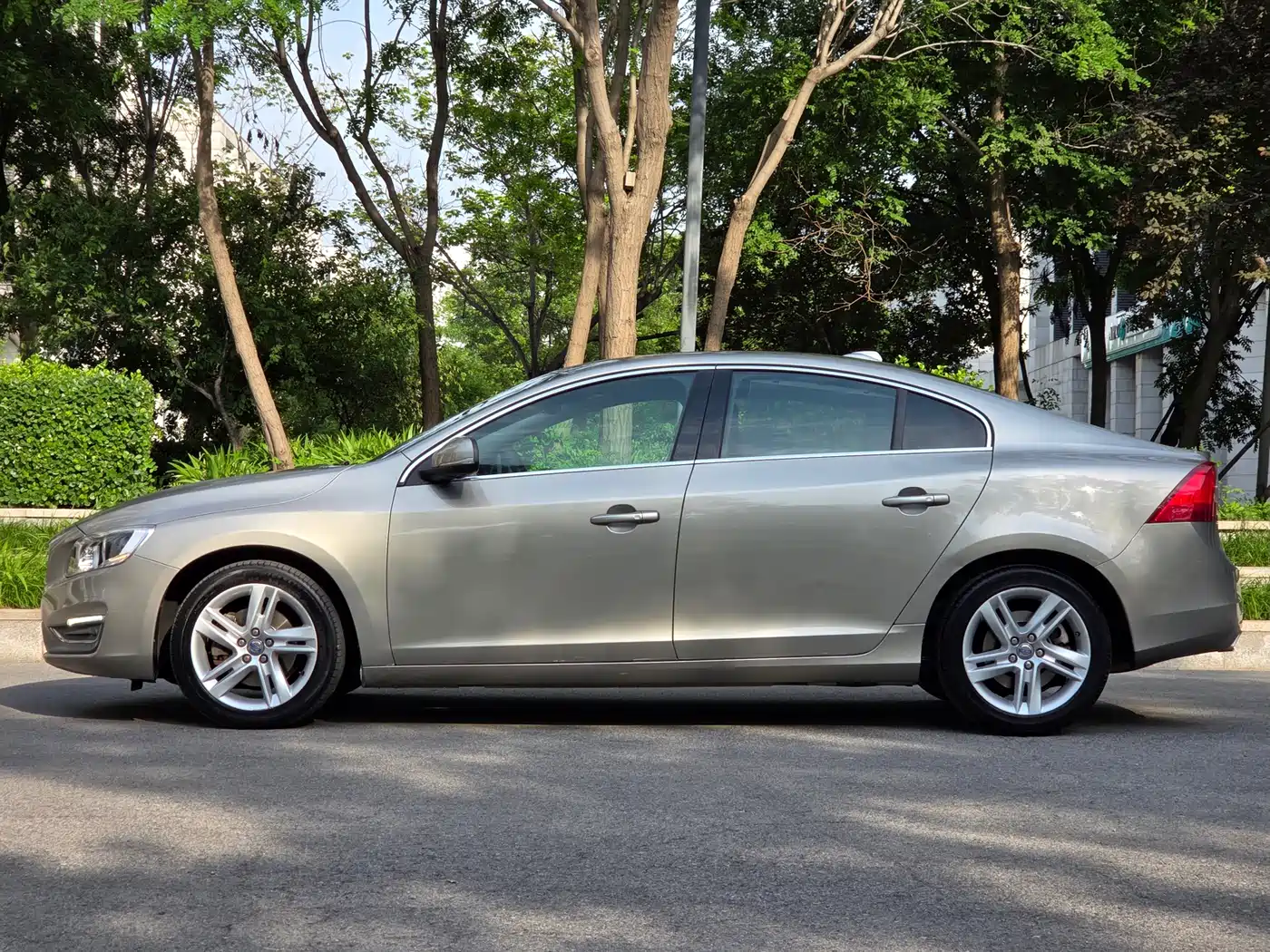 Фото 31 - Volvo S60
