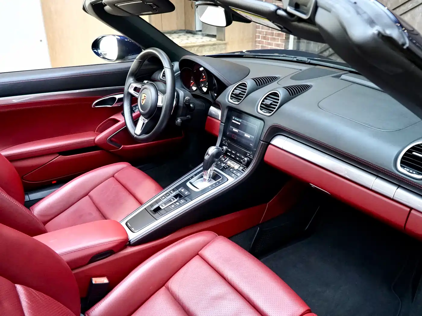 Porsche 718 2018 Boxster 2.0T фото 16