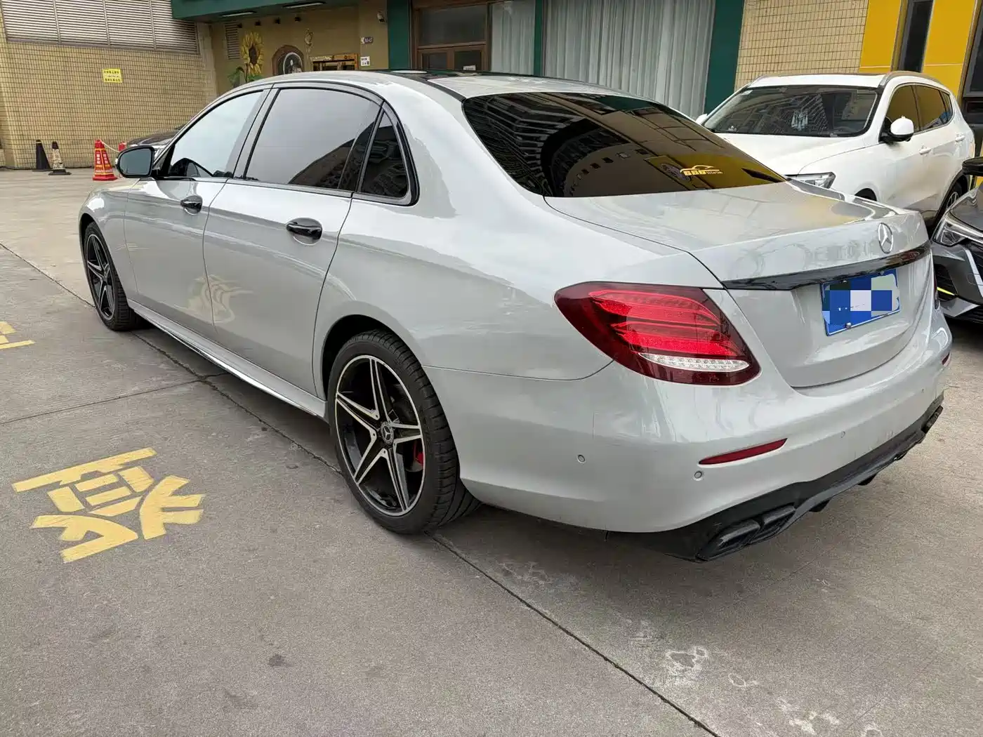 Mercedes-Benz E-Class 2017 E 300 L Sport Fashion фото 5